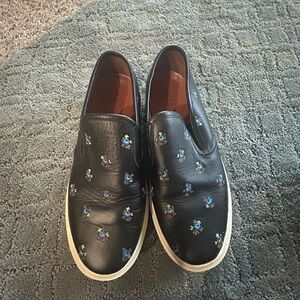 Coach prairie Black Slip-On with Embroidered Design 7.5 B